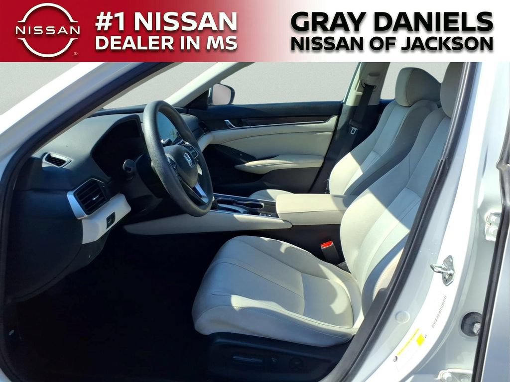 Used 2019 Honda Accord EX image 22