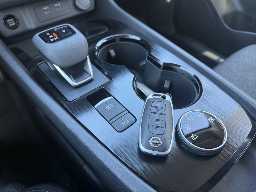 New 2026 Nissan Rogue SV image 30