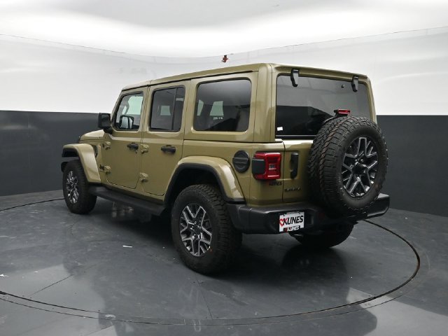 New 2026 Jeep Wrangler Unlimited Sahara AWD/4WD image 7