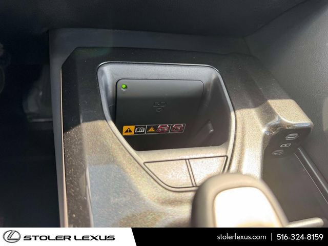 Used 2025 Toyota Crown Signia AWD/4WD image 30