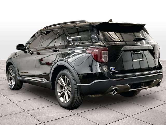 Used 2021 Ford Explorer XLT w/ Equipment Group 202A AWD/4WD image 10