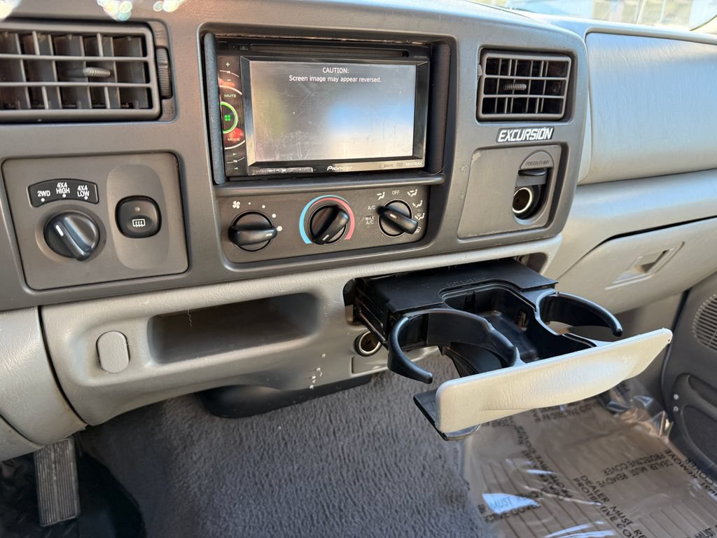 Used 2004 Ford Excursion 4WD image 39