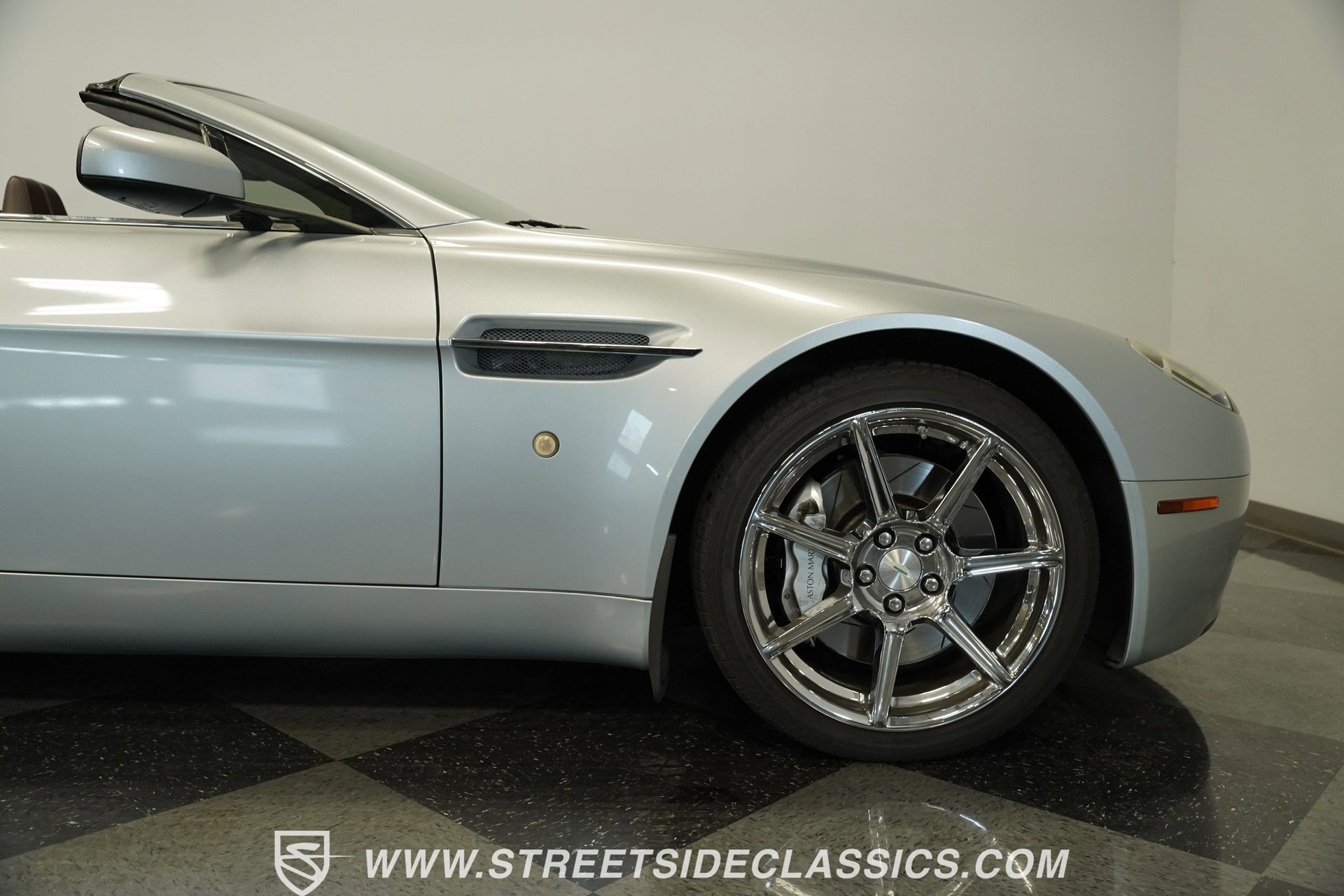 Used 2008 Aston Martin V8 Vantage Roadster image 34
