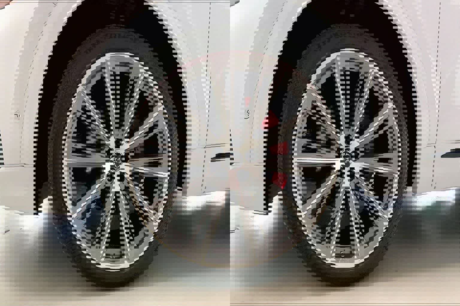 New 2026 Audi Q8 Prestige image 8