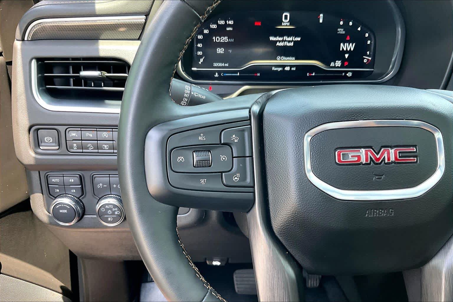 Certified 2024 GMC Yukon AT4 w/ AT4 Premium Package AWD/4WD image 22