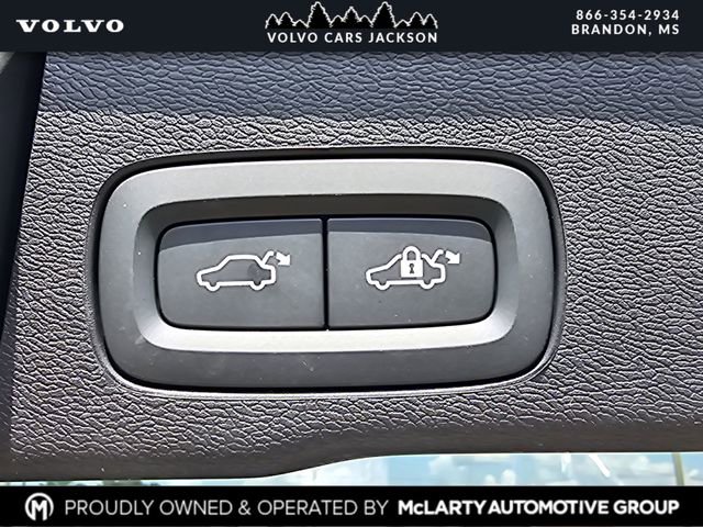 New 2026 Volvo XC60 B5 Plus w/ Protection Package Premier image 26
