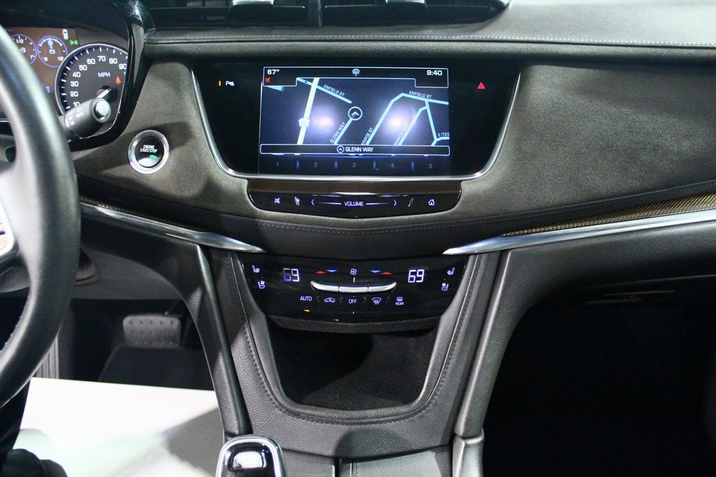 Used 2017 Cadillac XT5 Platinum image 21