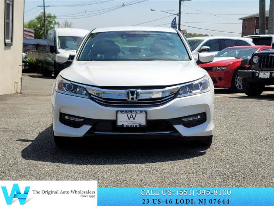 Used 2017 Honda Accord Sport image 2