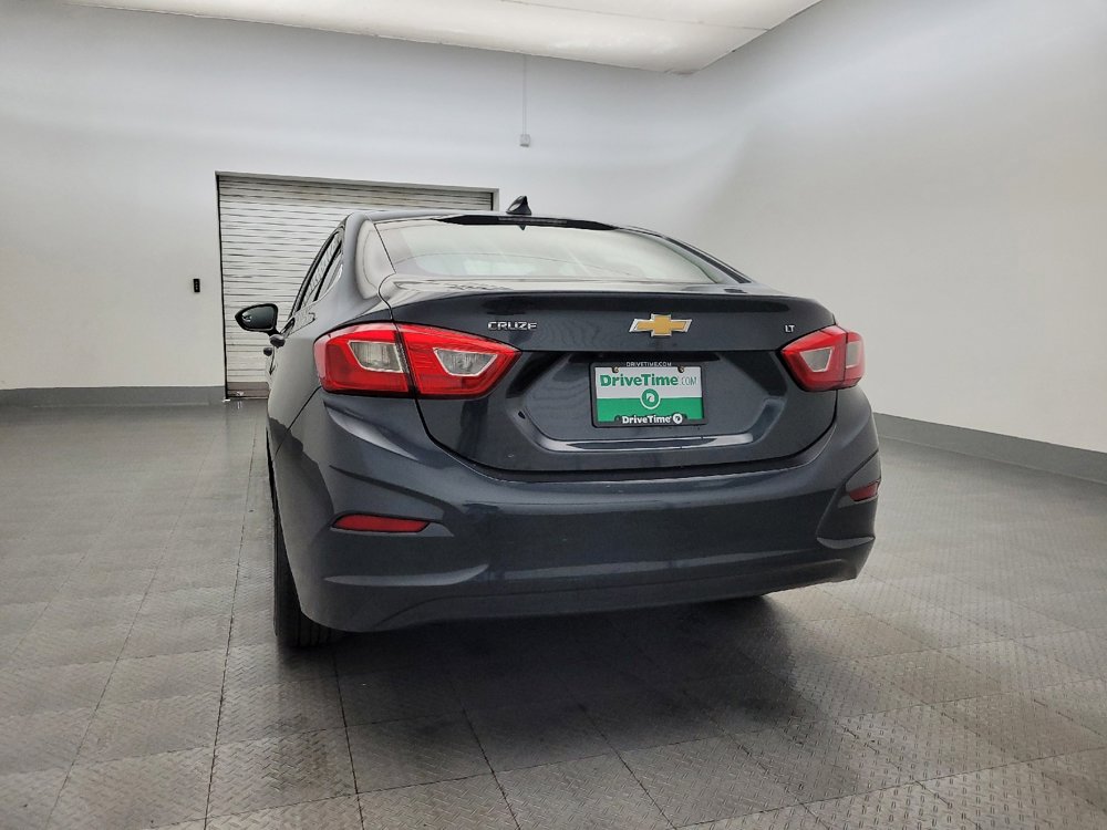 Used 2018 Chevrolet Cruze LT w/ Convenience Package image 6