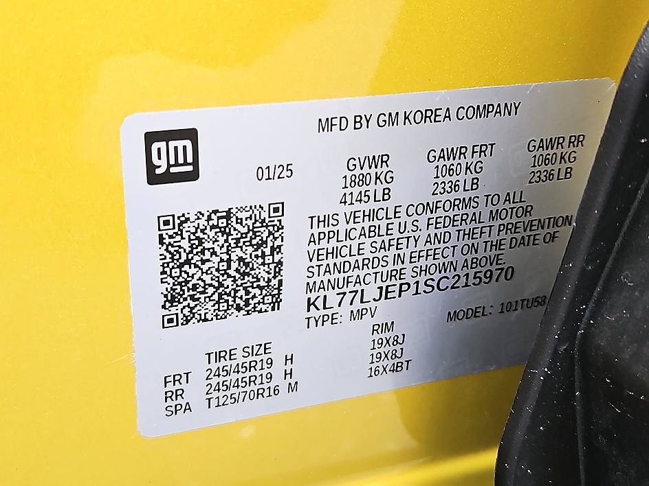 Used 2025 Chevrolet Trax RS w/ Driver Confidence Package FWD image 24