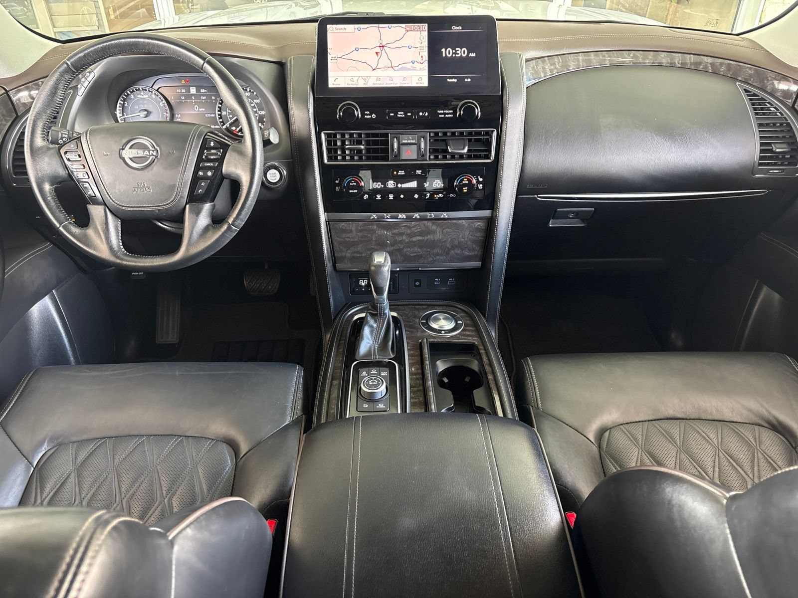 Used 2022 Nissan Armada Platinum w/ Captain's Chairs Package RWD image 27