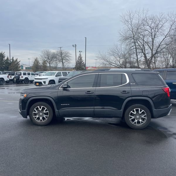 Used 2020 GMC Acadia SLE w/ Driver Convenience Package image 12