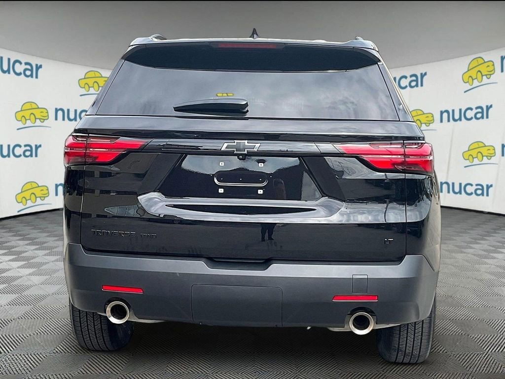 Used 2023 Chevrolet Traverse LT w/ Midnight/Sport Edition AWD/4WD image 5