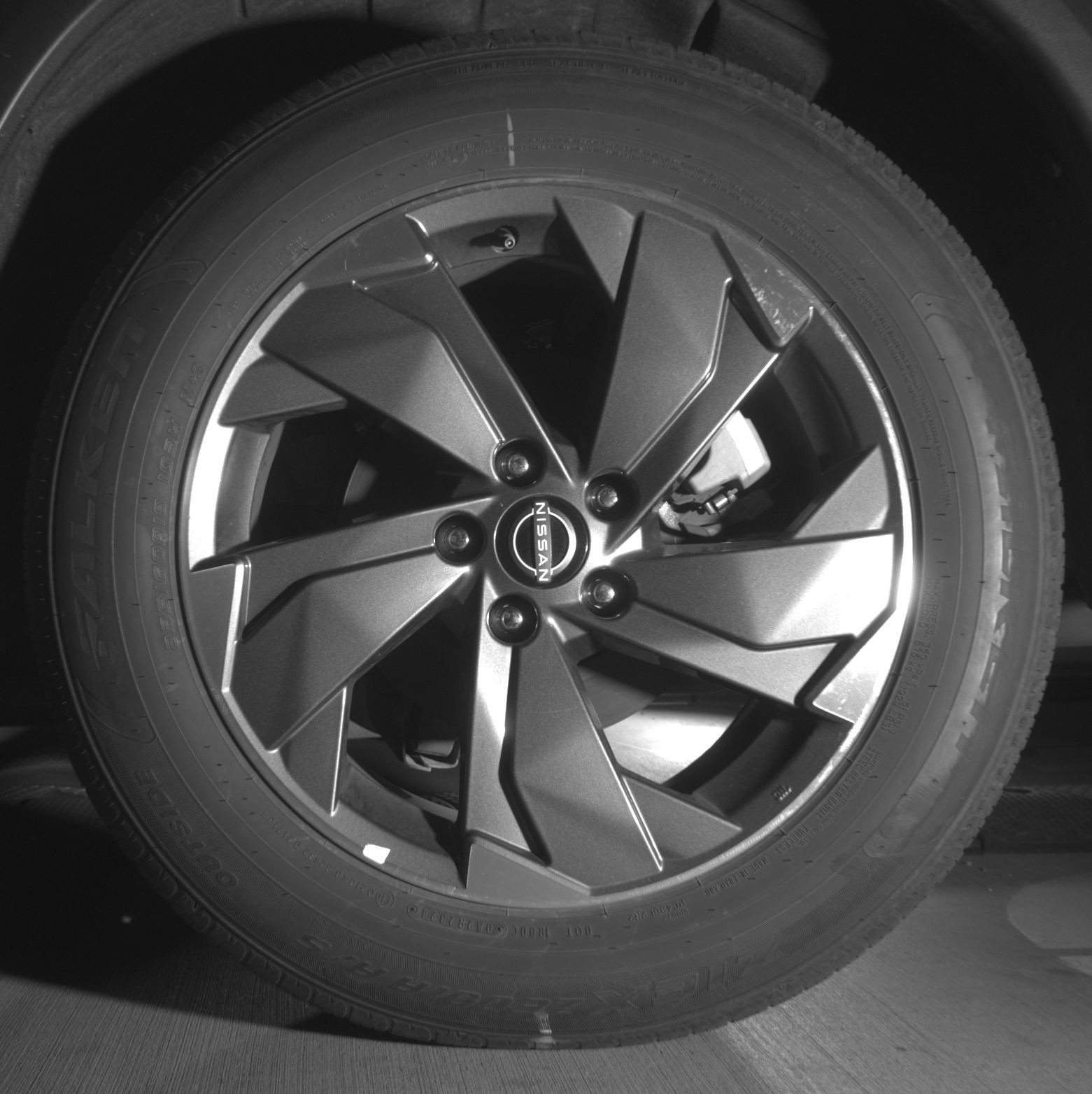 Used 2025 Nissan Rogue SV image 14