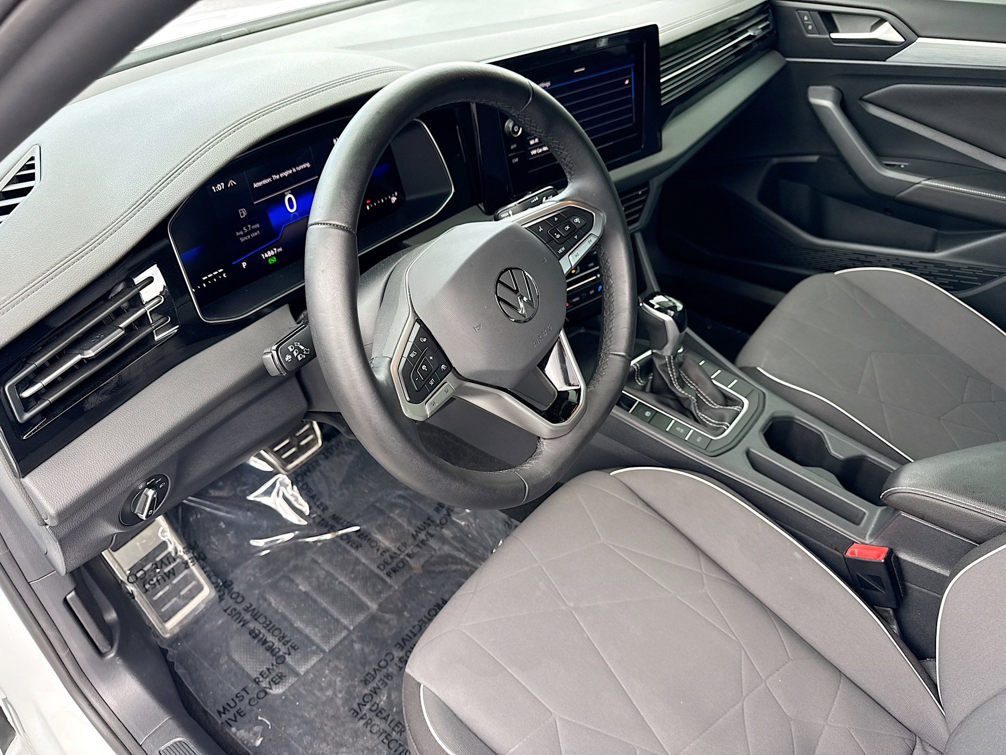 Used 2025 Volkswagen Jetta Sport FWD image 24