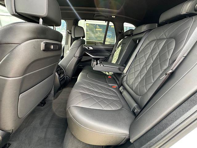 Used 2026 BMW X5 xDrive40i AWD/4WD image 21