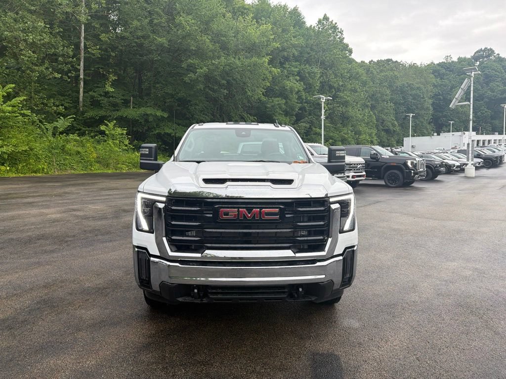 Used 2026 GMC Sierra 3500 Pro w/ Fleet Convenience Package AWD/4WD image 8
