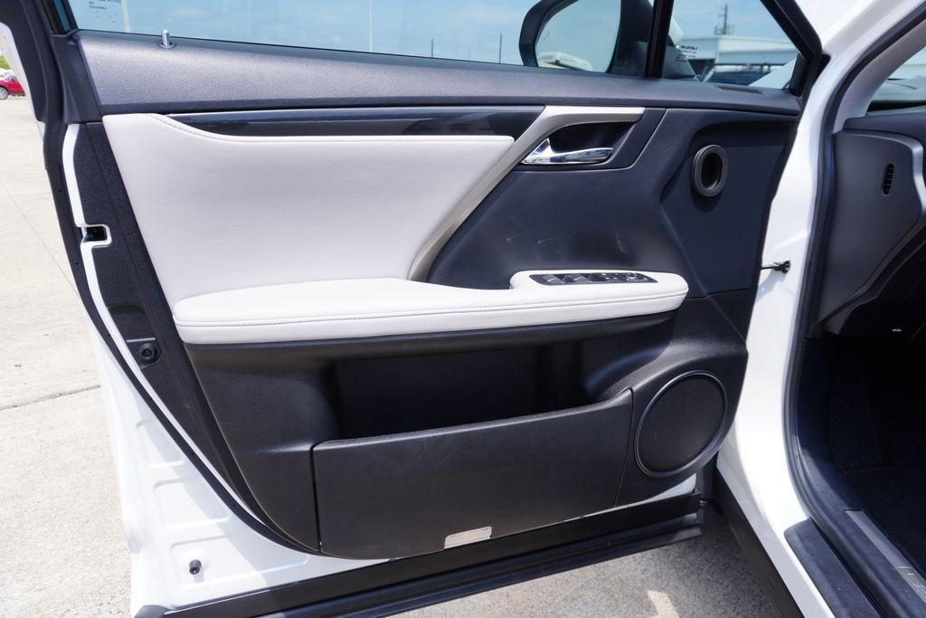 Used 2020 Lexus RX 350 FWD w/ Accessory Package image 8