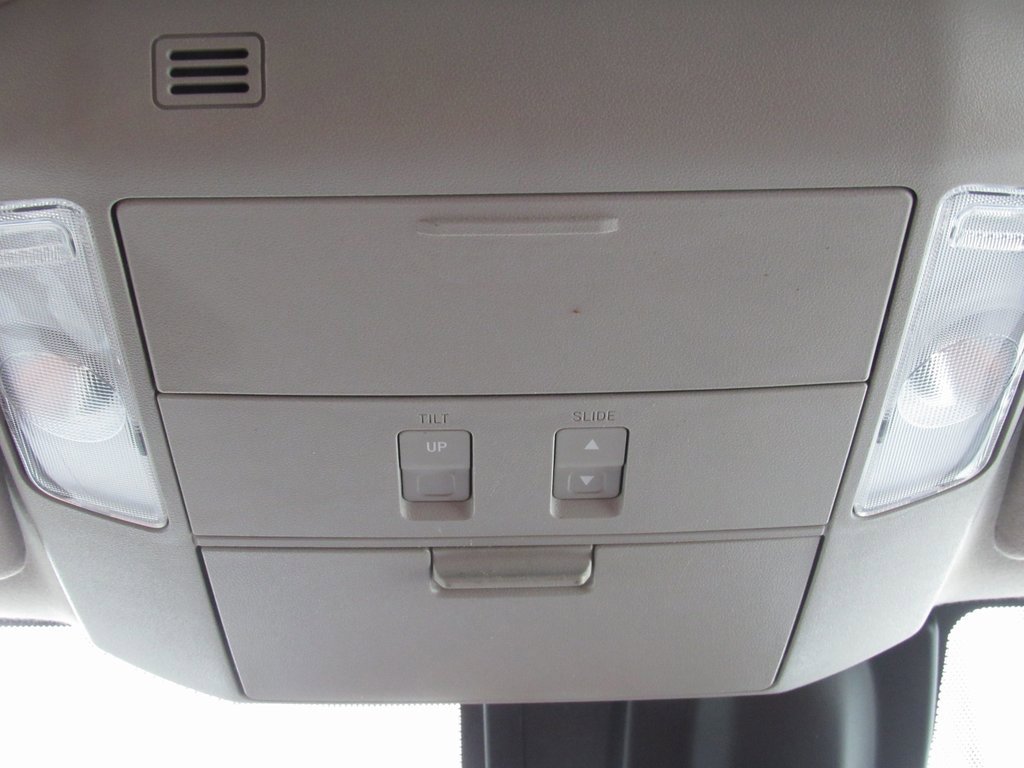 Used 2019 Toyota Sequoia Platinum image 31