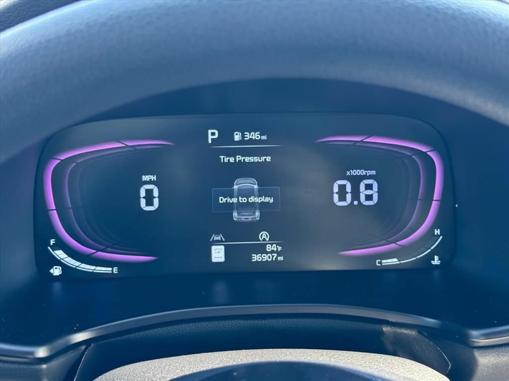 Certified 2025 Kia Soul LX FWD image 18