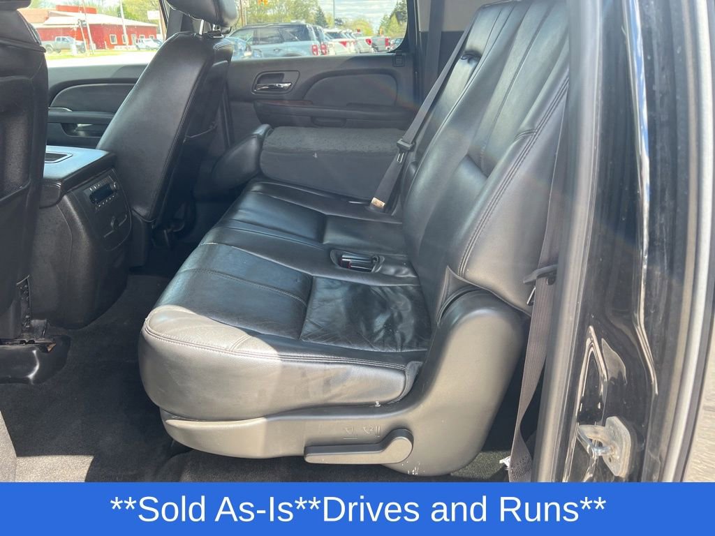 Used 2013 Chevrolet Suburban LT AWD/4WD image 16