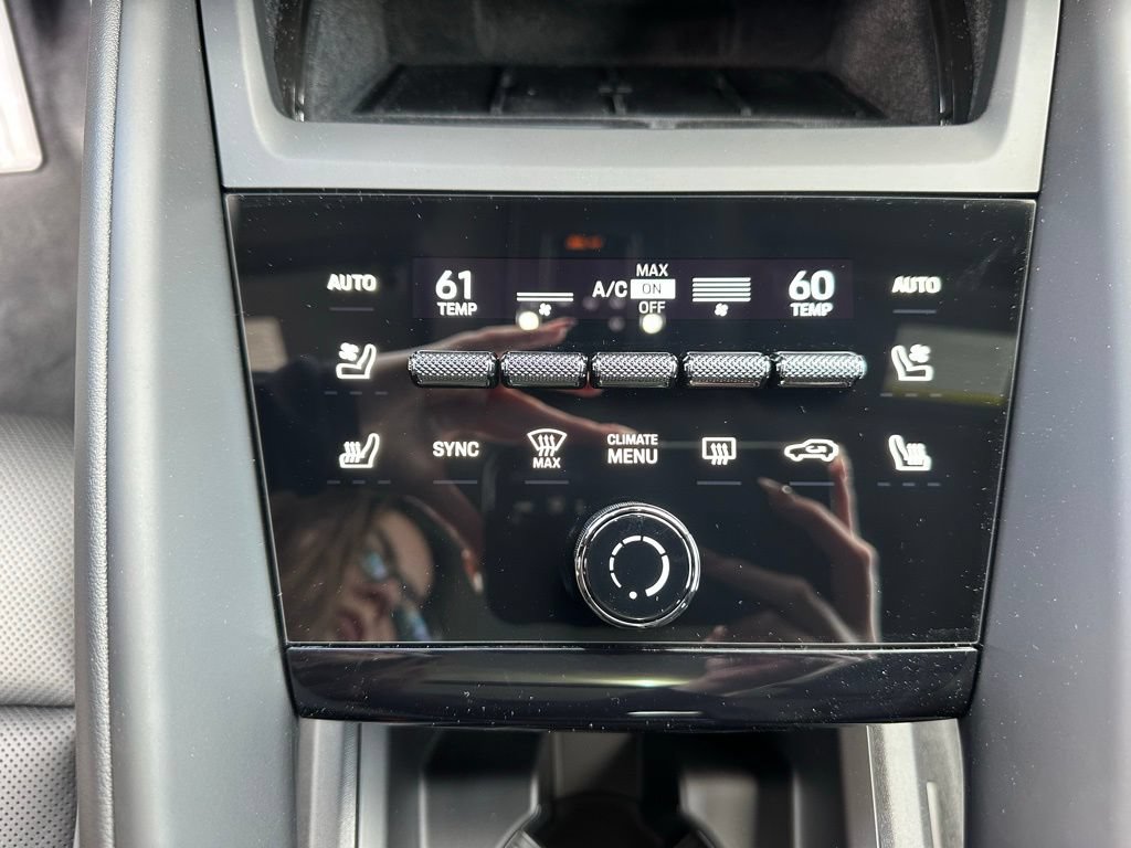 Used 2026 Porsche Macan Electric RWD image 27