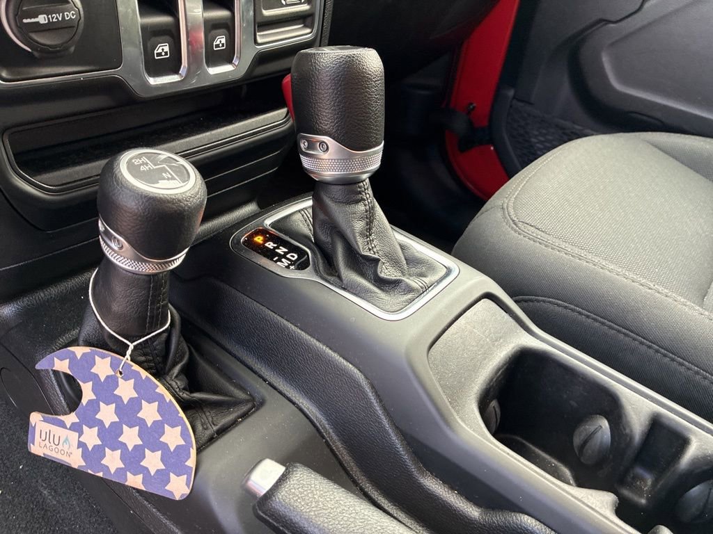 Used 2022 Jeep Wrangler Willys image 13