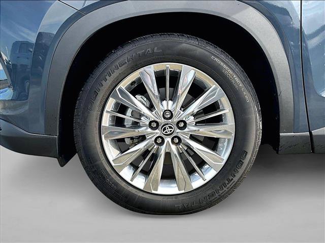 Used 2026 Toyota Grand Highlander AWD image 10
