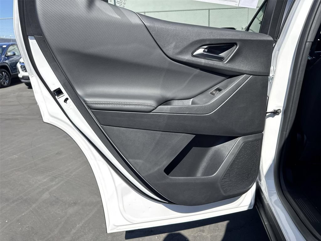 New 2026 Chevrolet Equinox LT AWD/4WD image 25