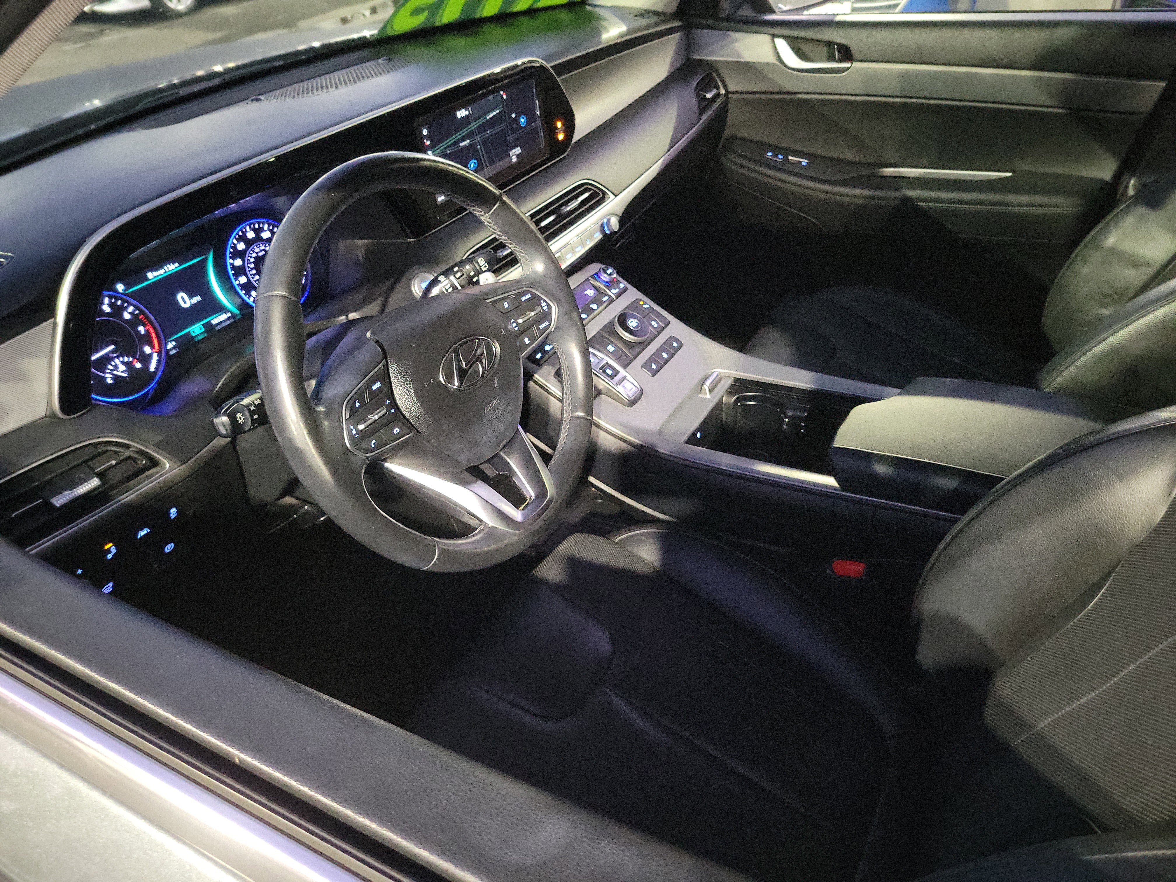 Used 2022 Hyundai Palisade SEL w/ 8P Bench Seat Package image 9