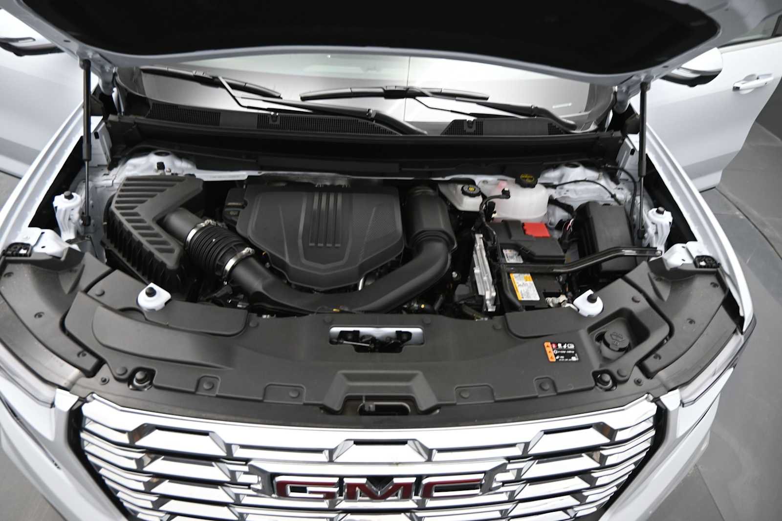 New 2026 GMC Acadia Denali w/ Super Cruise Package AWD/4WD image 22