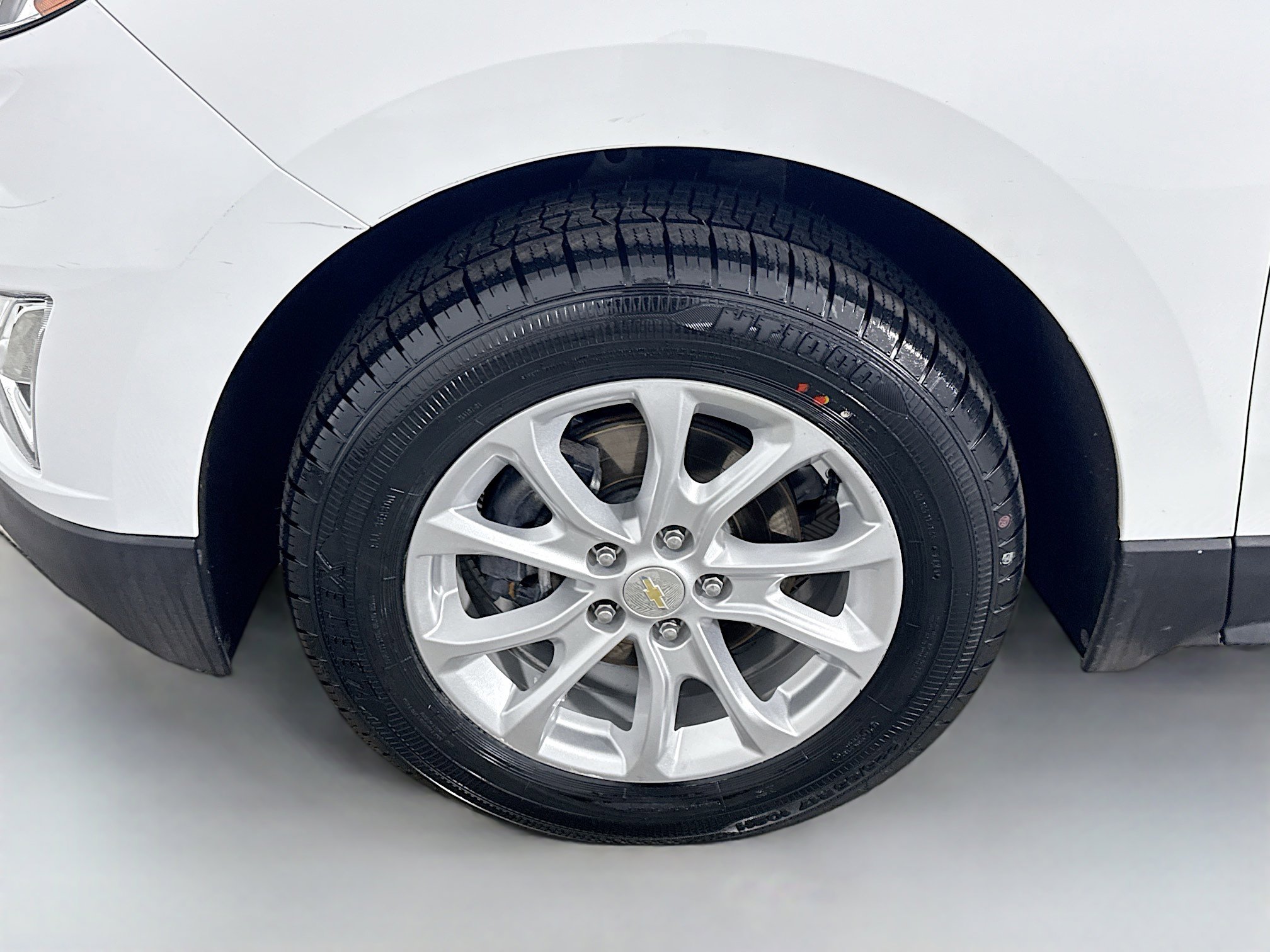 Used 2018 Chevrolet Equinox LT w/ Sun & Infotainment Package FWD image 38