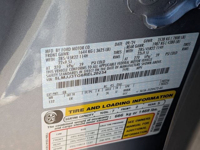 Used 2024 Lincoln Navigator L Black Label image 37