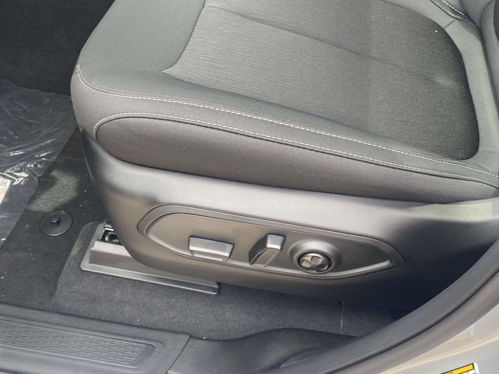 New 2026 Jeep Grand Cherokee L 2WD image 40