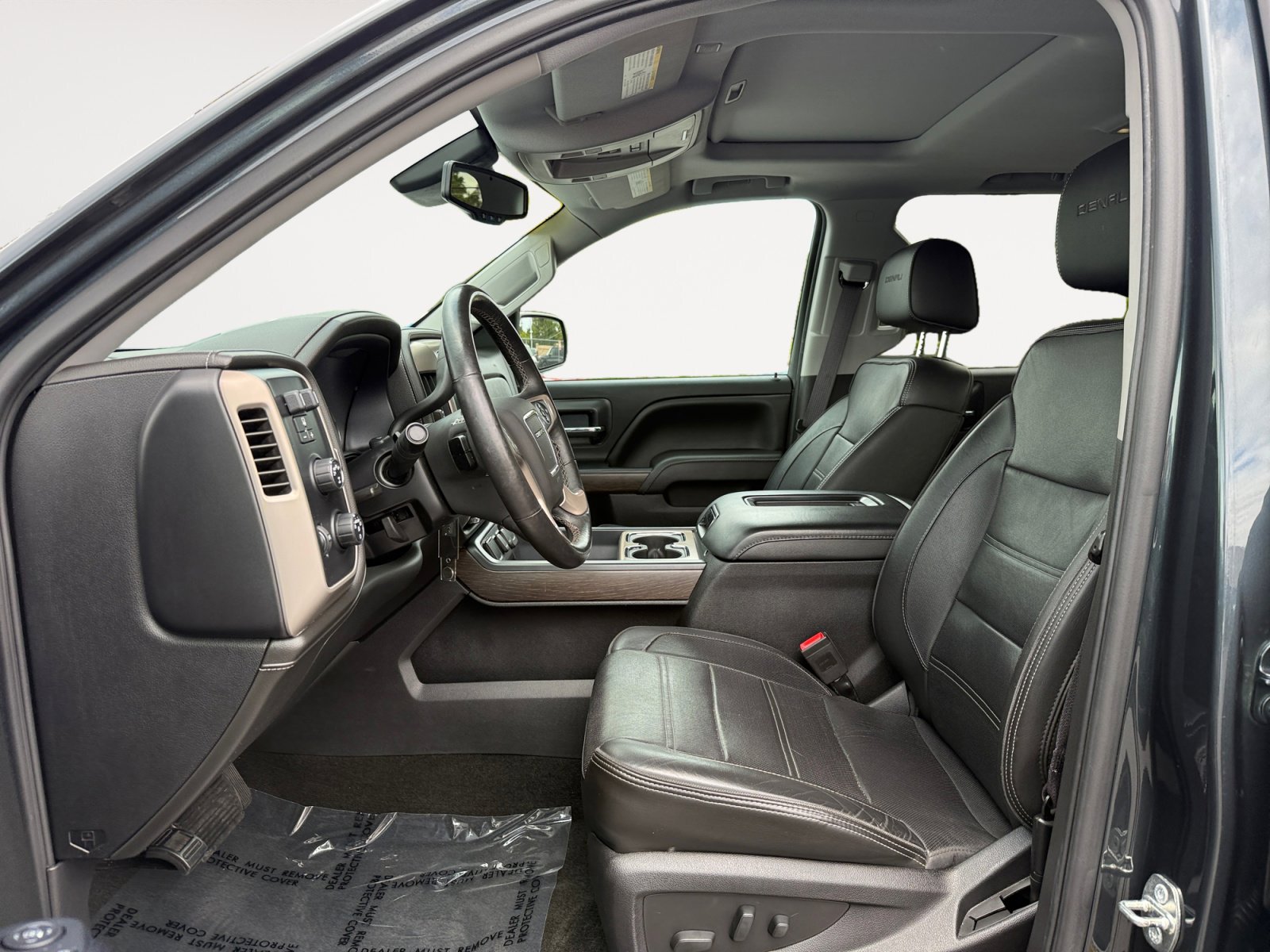 Used 2017 GMC Sierra 1500 Denali w/ Denali Ultimate Package image 10