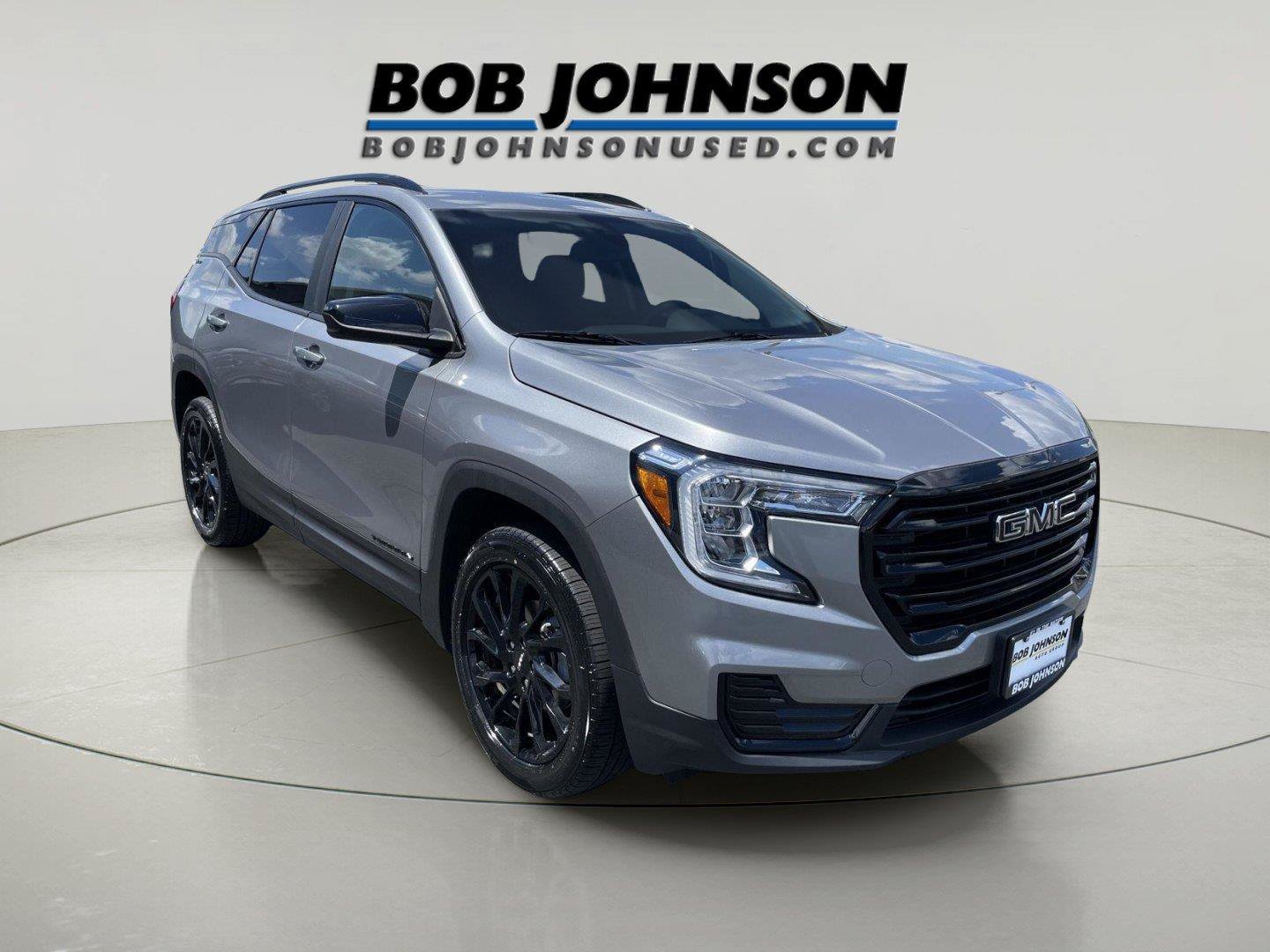 Used 2023 GMC Terrain SLE w/ Driver Convenience Package