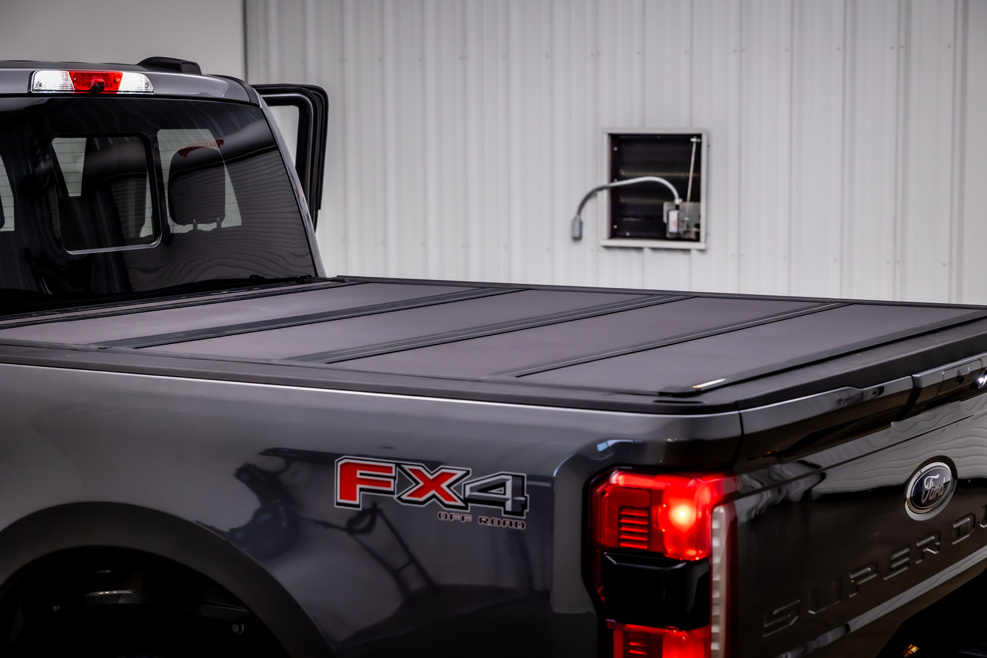 Used 2025 Ford F250 Lariat w/ Chrome Package image 39