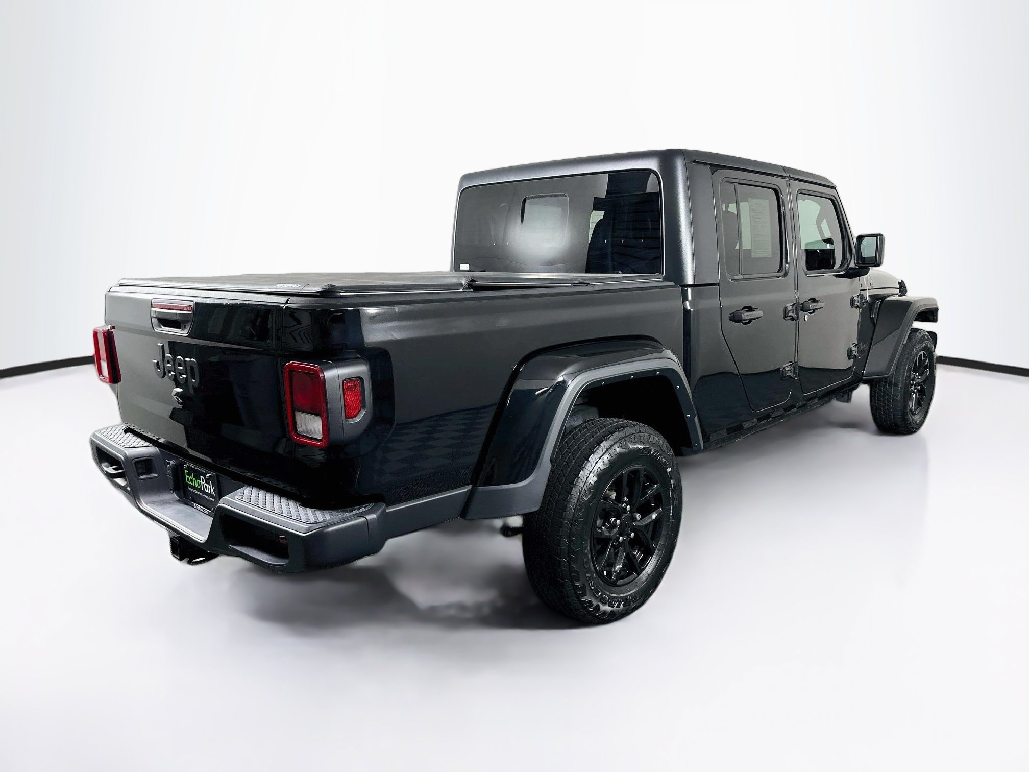 Used 2023 Jeep Gladiator Sport AWD/4WD image 9