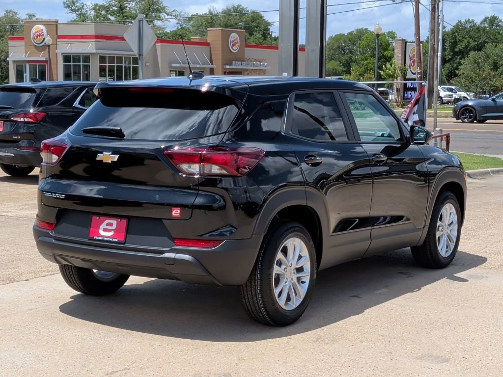 New 2026 Chevrolet TrailBlazer LS FWD image 8