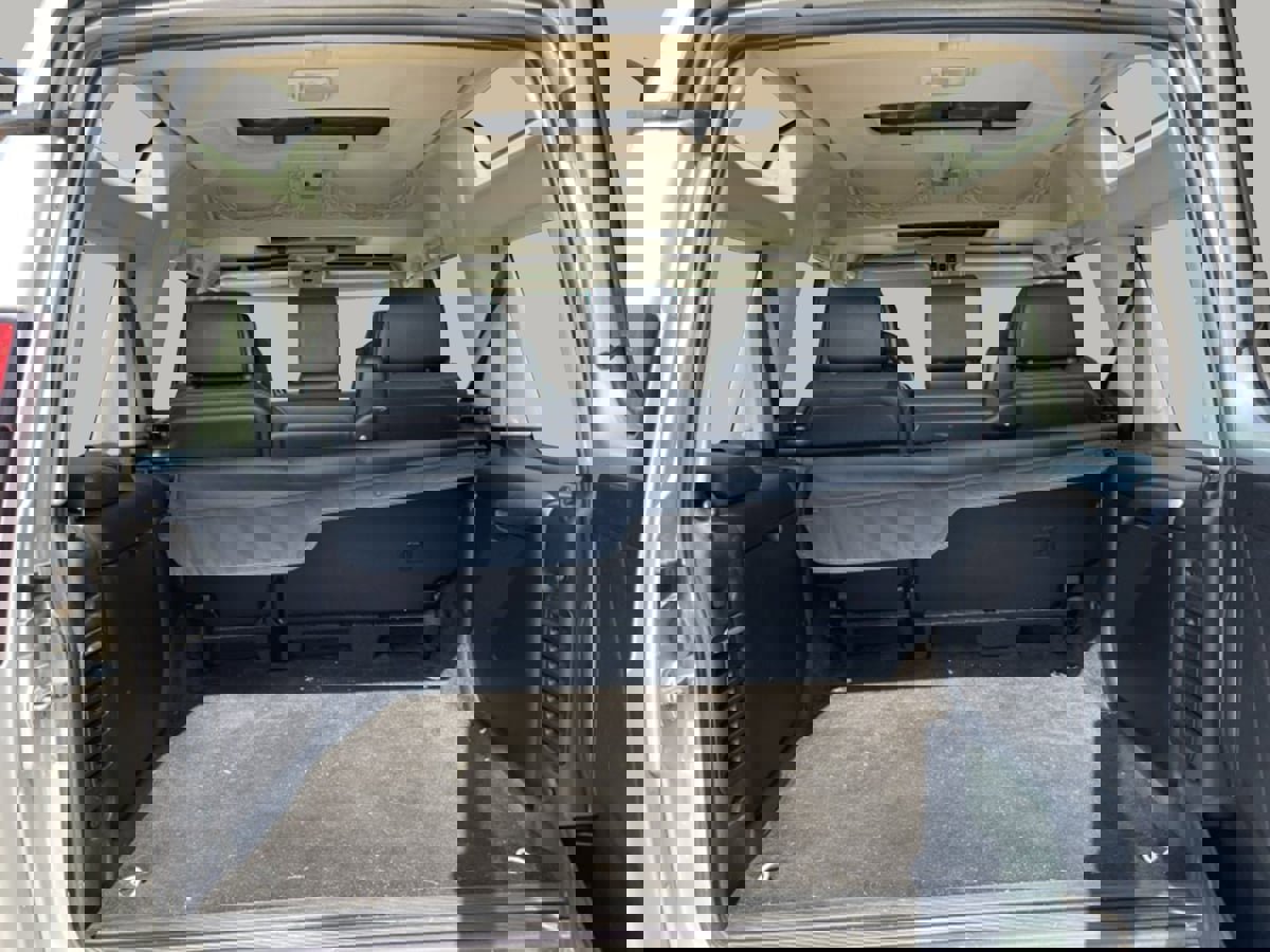 Used 2004 Land Rover Discovery SE image 27