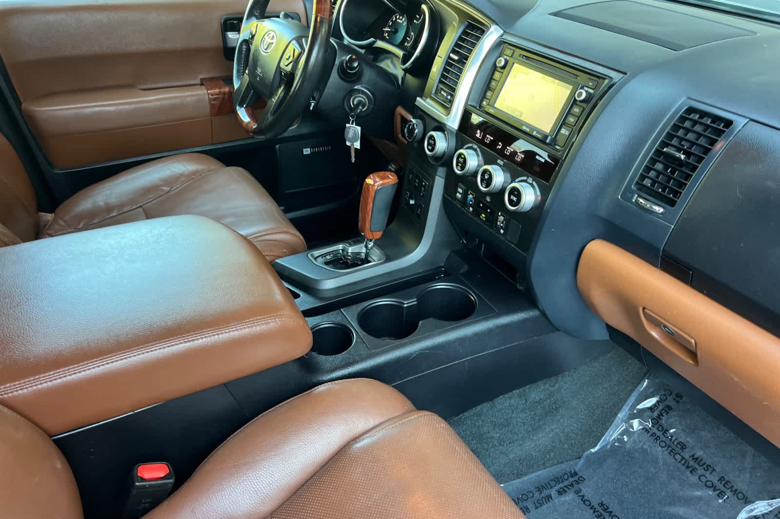 Used 2018 Toyota Sequoia Platinum w/ Carpet Mat Package AWD/4WD image 19