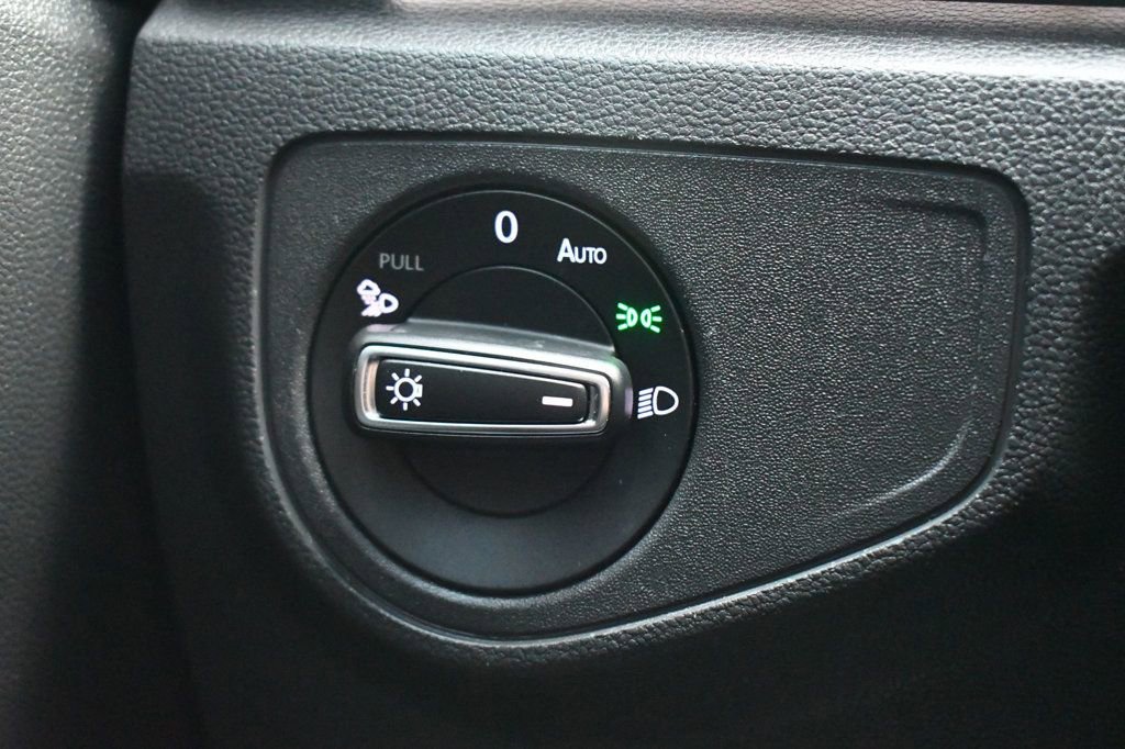 Used 2021 Volkswagen Atlas SEL Premium image 22