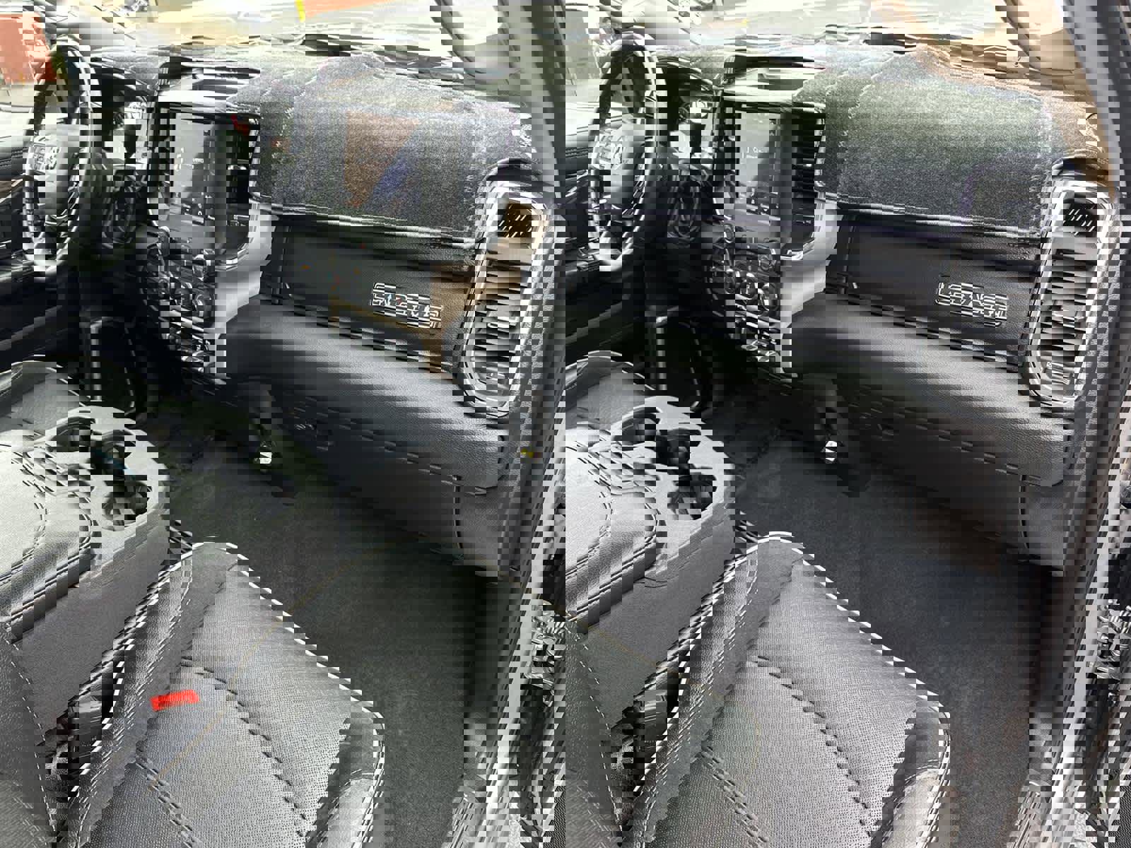 Used 2021 RAM 2500 Laramie image 12