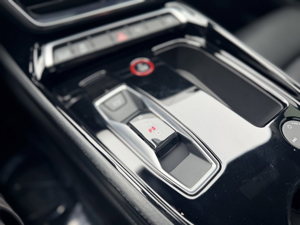 Used 2023 Audi e-tron GT Premium Plus w/ Performance Package image 34