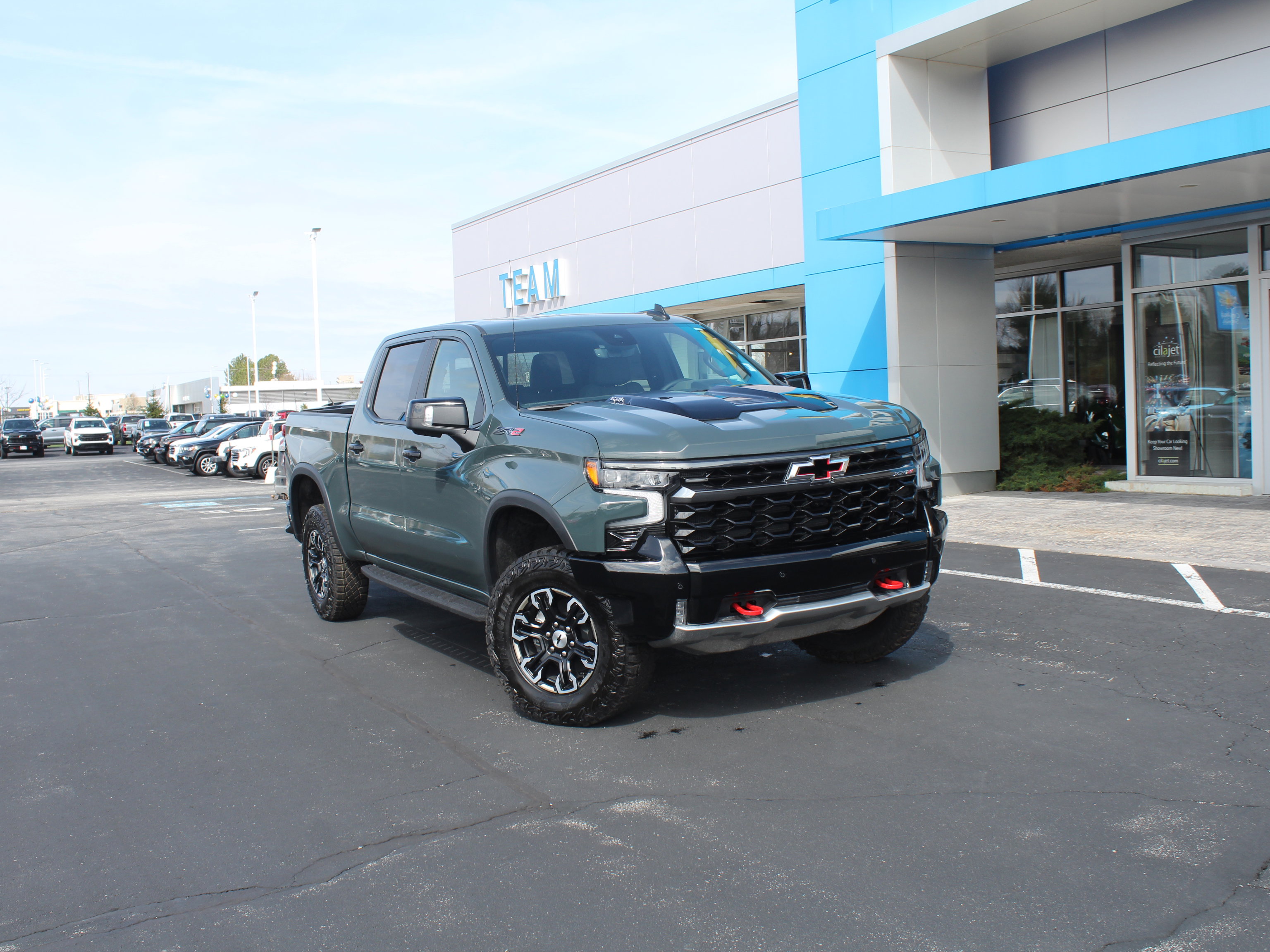 New 2026 Chevrolet Silverado 1500 ZR2 image 2