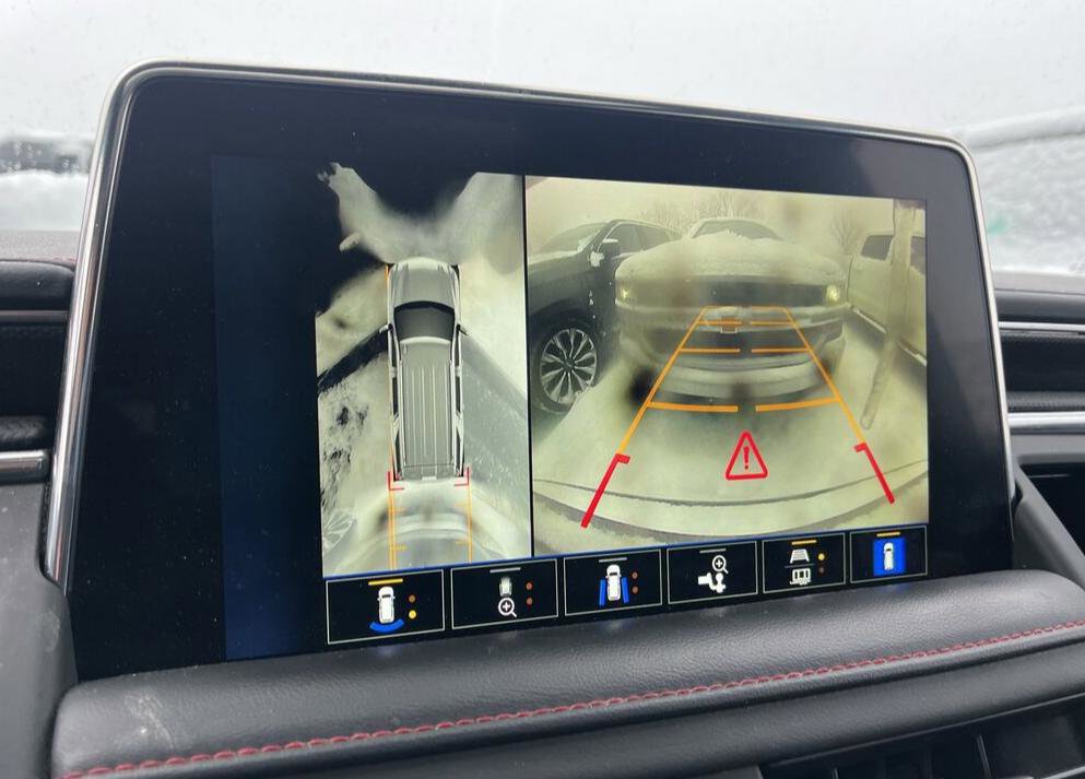 Used 2022 Chevrolet Tahoe RST w/ Luxury Package image 14