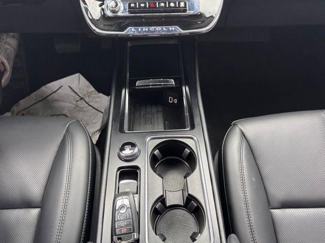 Used 2024 Lincoln Corsair Premiere w/ Equipment Group 101A image 17