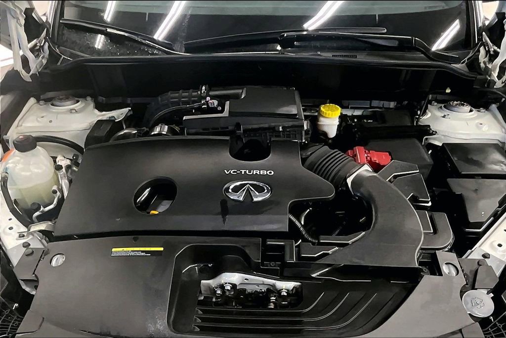 Used 2023 INFINITI QX55 Essential image 9