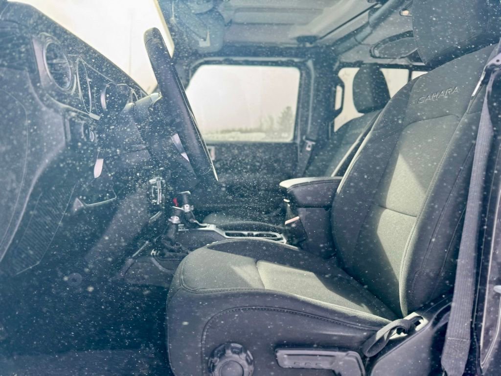 Used 2021 Jeep Wrangler Unlimited Sahara w/ Uconnect 4C Nav & Sound Group image 15