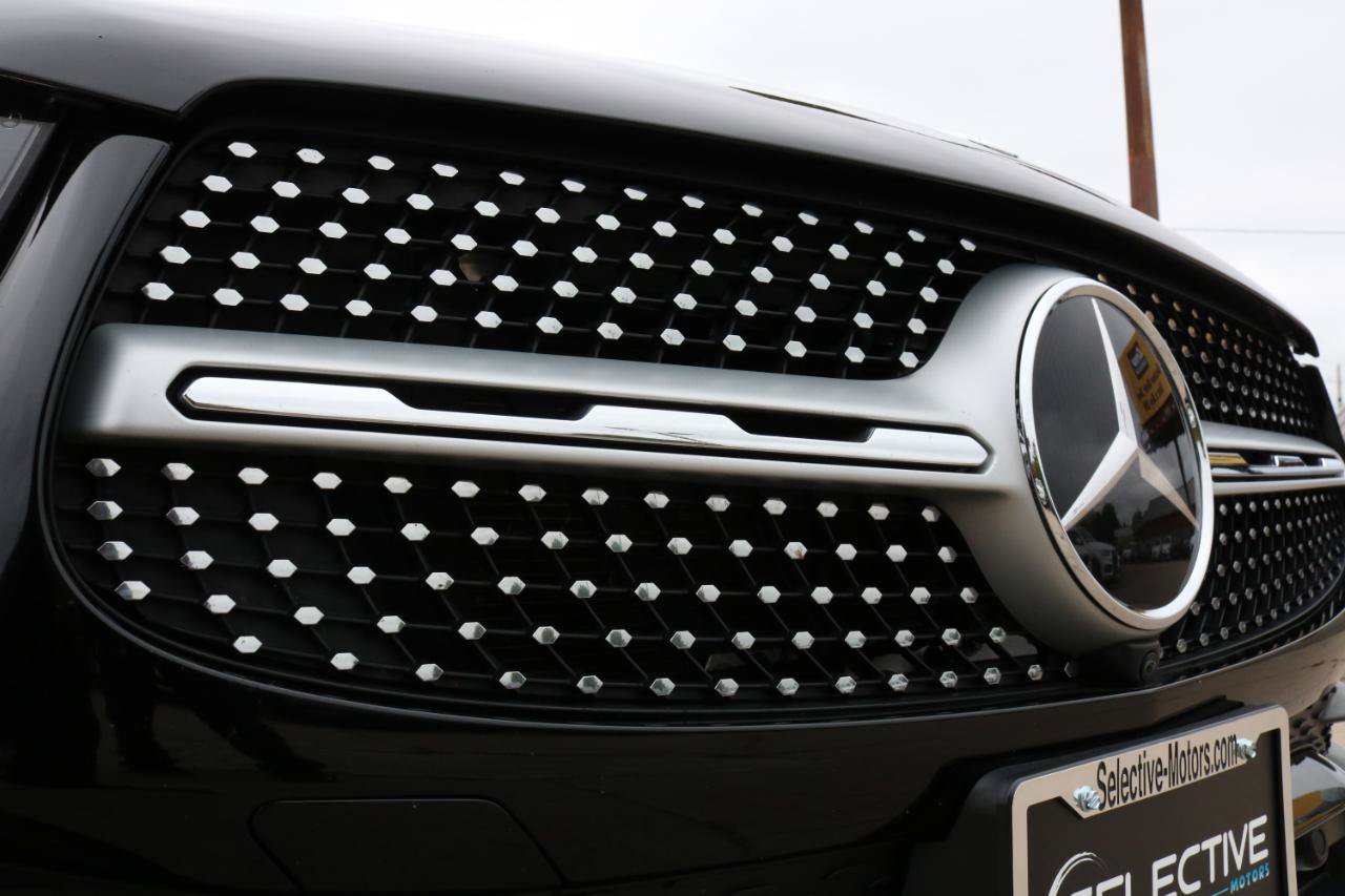 Used 2020 Mercedes-Benz GLC 300 4MATIC image 5